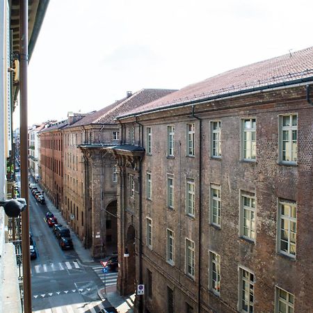 H7 Attico Blu Quadrilatero Romano Pochi Passi Dal Museo Egizio Apartment Turin Luaran gambar